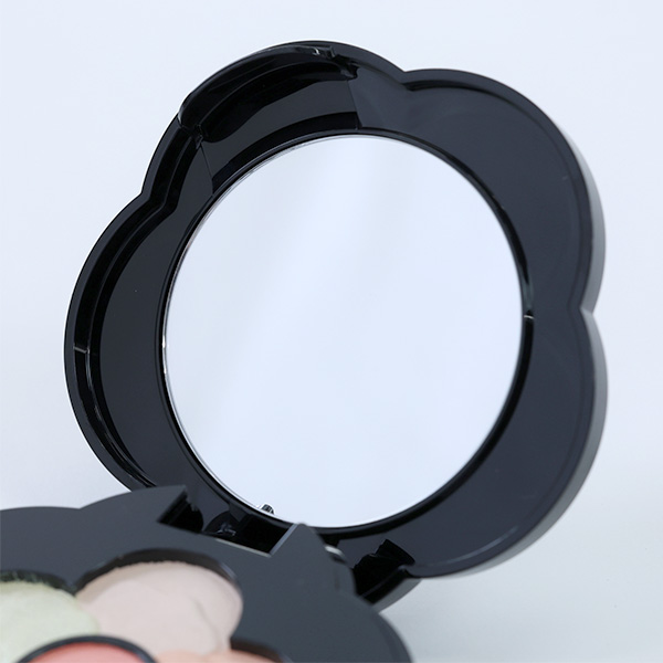 チアリー カラーズ フォー チークス 03