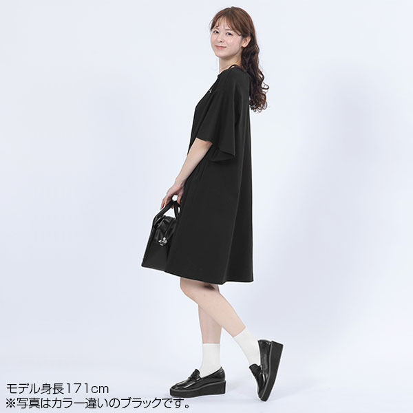 袖フレアサインロゴ ワンピース（ネイビー）