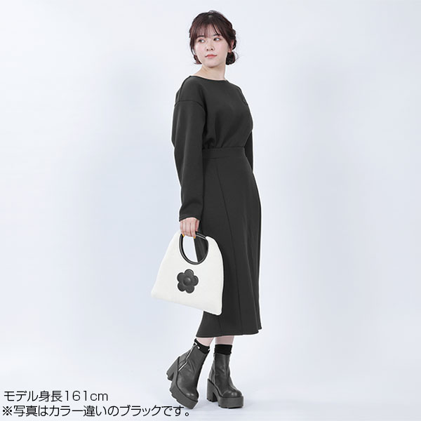 MQロゴボンディング プルオーバー（アイボリー）