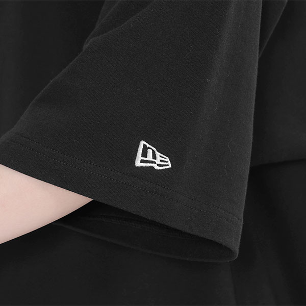 NEW ERA(R) × MARY QUANT ビッグ Tシャツ（ブラック）