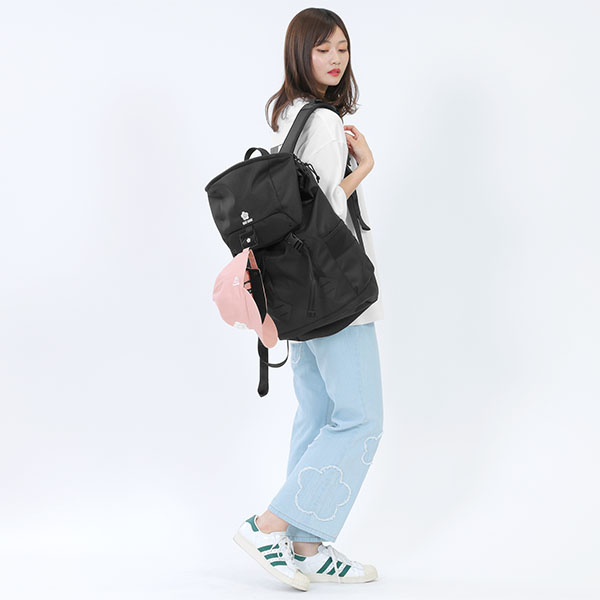 NEW ERA(R) × MARY QUANTフラップ リュック（ブラック）