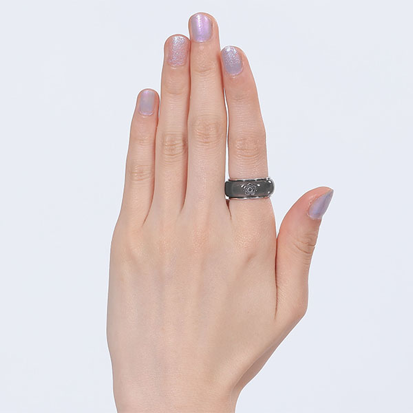 デイジーインアクリル リング（ブラック）
