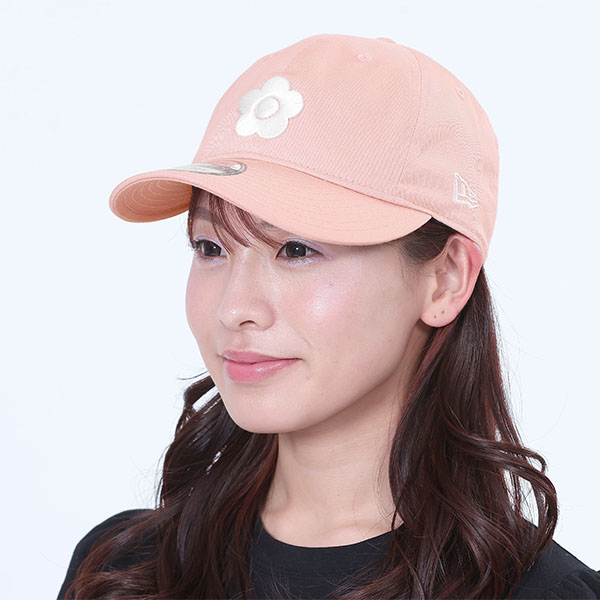 NEW ERA(R) × MARY QUANT BIGデイジー キャップ（ピンク）
