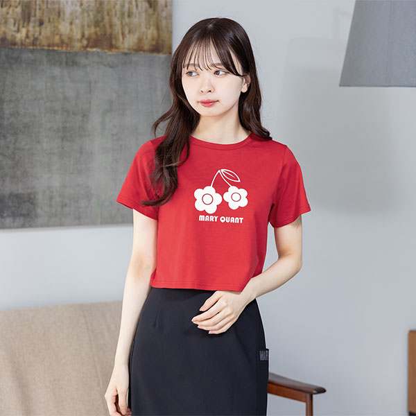 デイジーチェリー Tシャツ（レッド）
