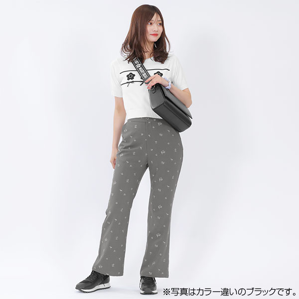 ロゴジャカードスクエア ミニショルダー（アイボリー）