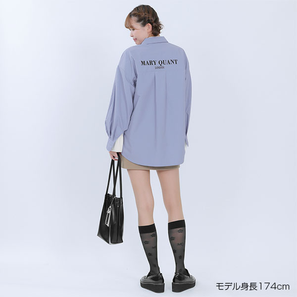 バックロゴシャツ ブラウス（ブルー）