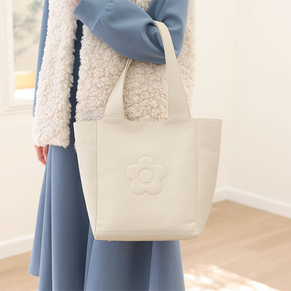 インナースエードデイジー トート（アイボリー）