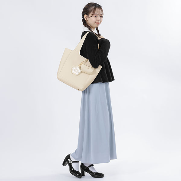 インナースエードデイジー トート（アイボリー）