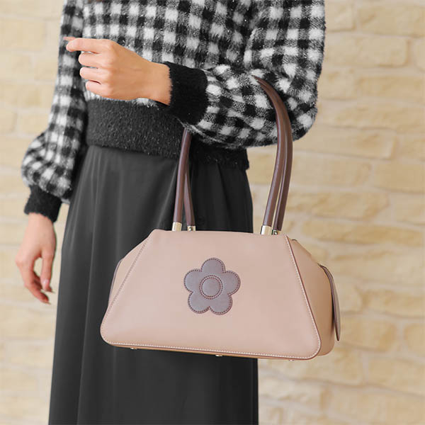 スムースデイジー トート（ベージュ）