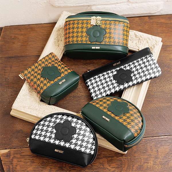 千鳥デイジーパッチ バネクチポーチ(ブラック×ホワイト)