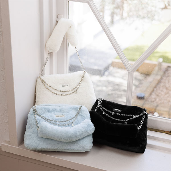 Wチェーンファー 2WAYショルダー(ブラック)