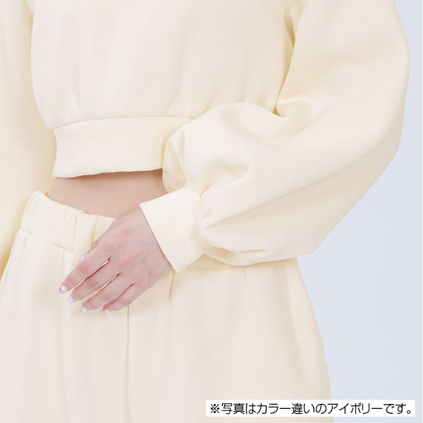 エンボス刺繍 プルオーバー(ブラック)