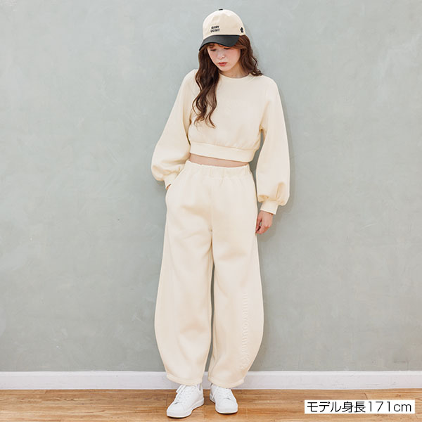 エンボス刺繍 プルオーバー(アイボリー)