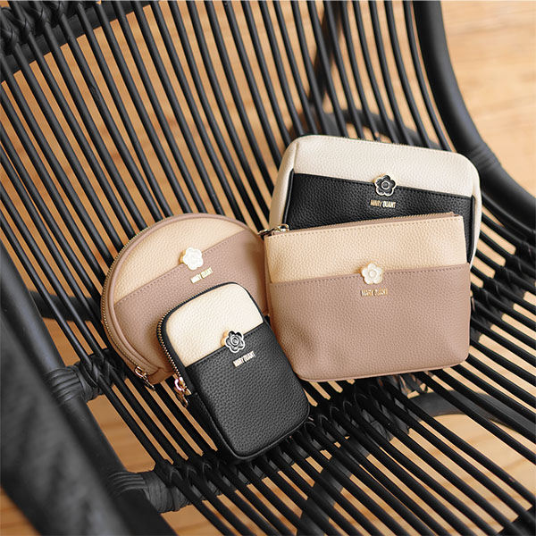 バイカラーエポデイジー ラウンドポーチ(ベージュ)