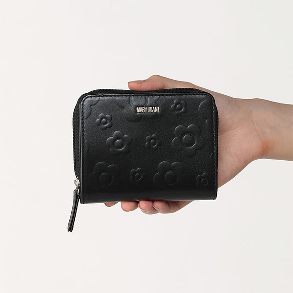 デイジーエンボスフロート ウォレット(ブラック)