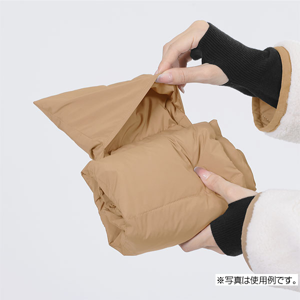 ポケッタブルダウン マフラー(ベージュ)