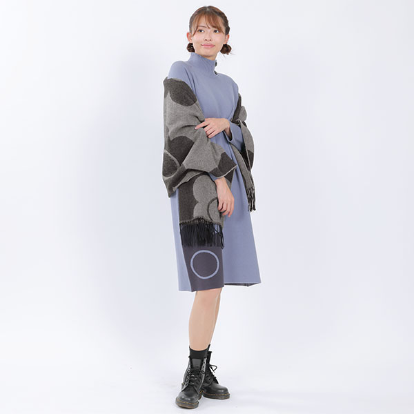 ビッグデイジー ストール（チャコールグレー）
