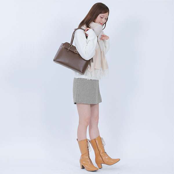 デイジーバックルベルト トート（ブラウン）