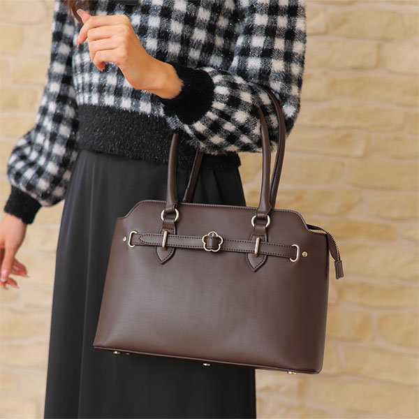 デイジーバックルベルト トート（ブラウン）