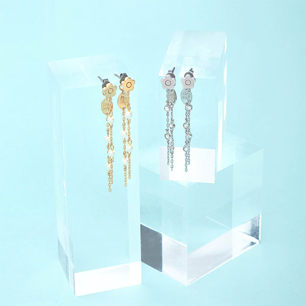 ステーションビジュー ピアス（シルバー）