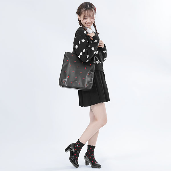 ハート刺繍 トート（ブラック）