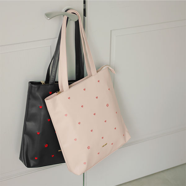 ハート刺繍 トート（ブラック）