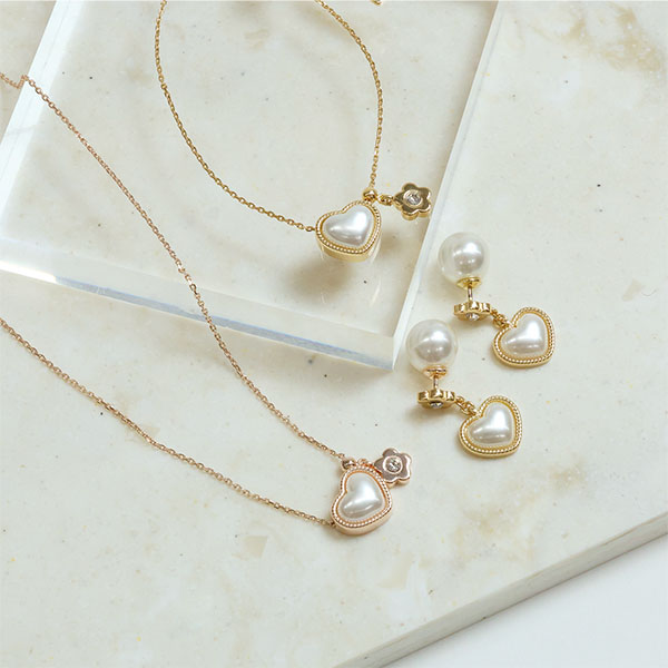 ハートパール ピアス（ゴールド）