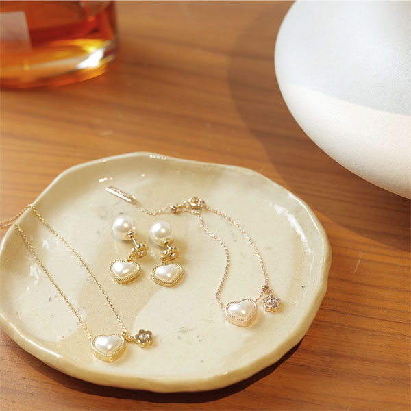 ハートパール ネックレス（ゴールド）