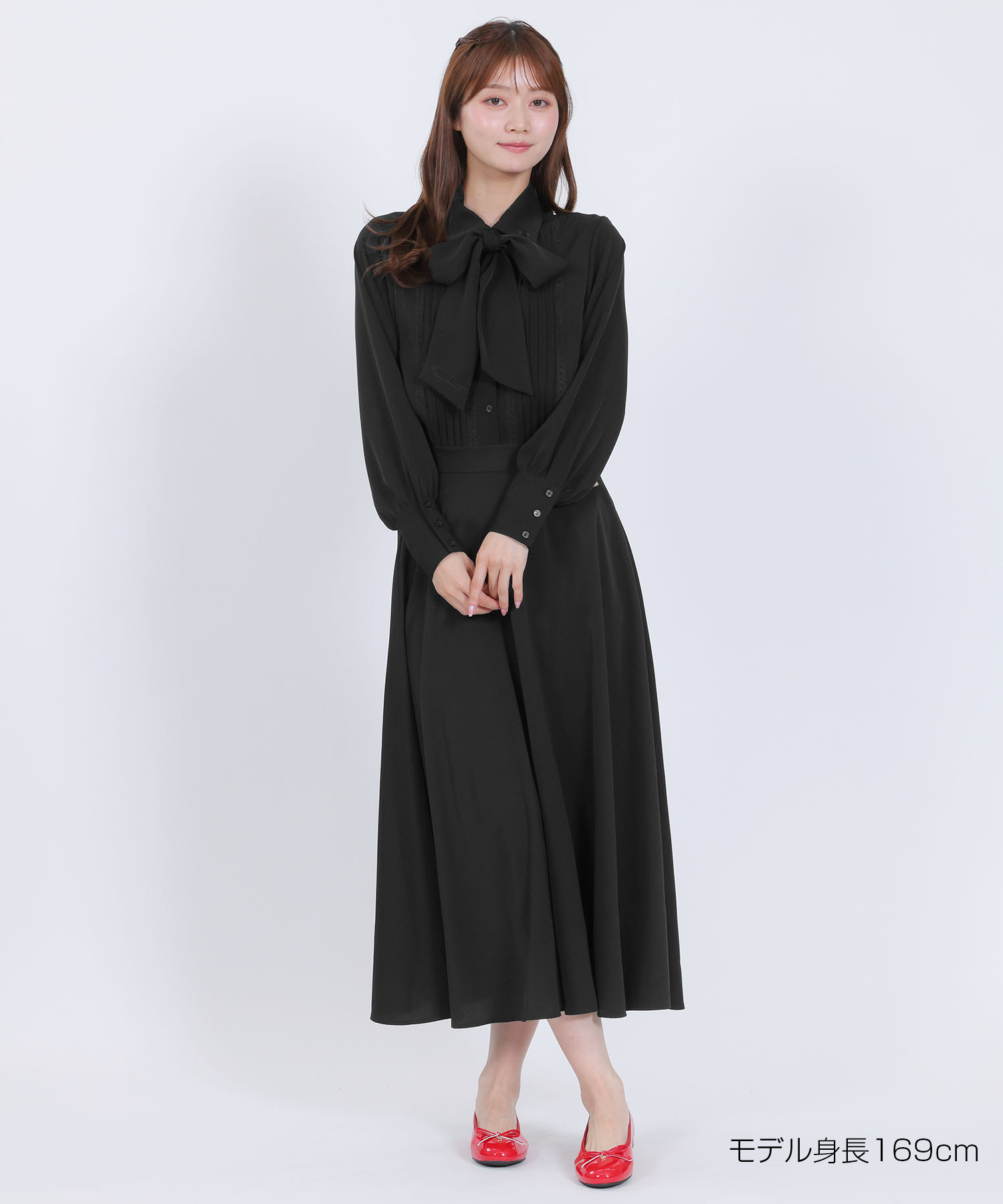 梯子レースピンタック ブラウス（ブラック）