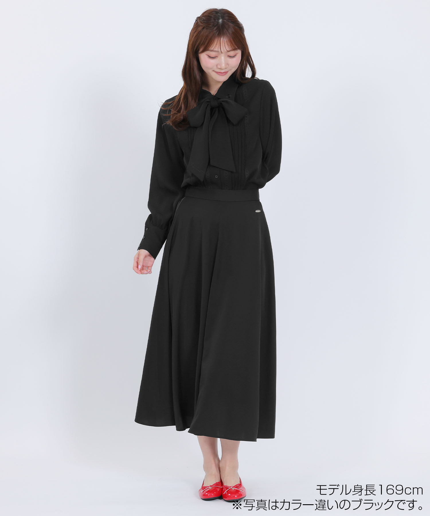 梯子レースピンタック ブラウス（ブルー）