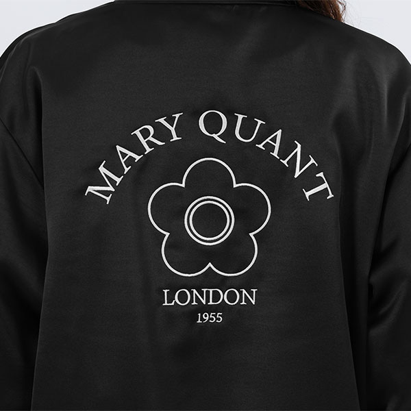 バックロゴサテン ブルゾン（ブラック）