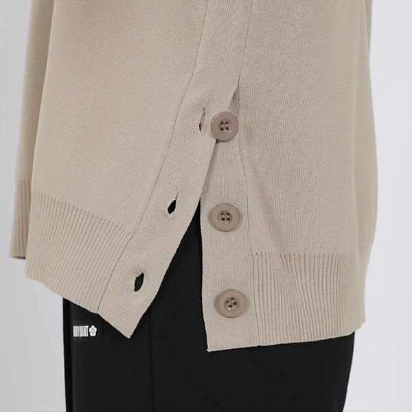 サイドボタンニット プルオーバー（グレージュ）