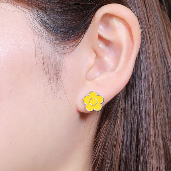 カラフルエポ ピアス（イエロー）