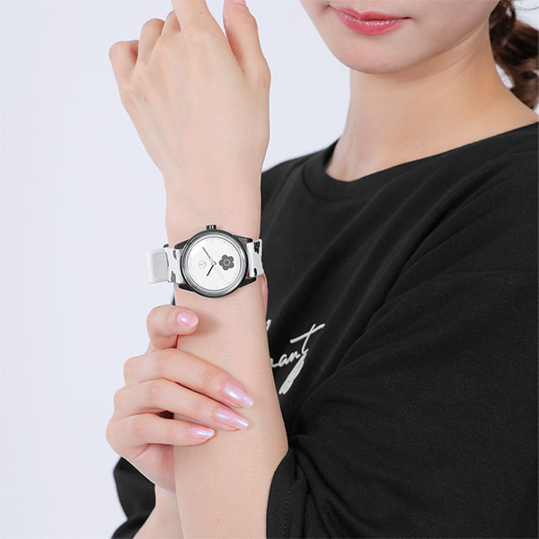 MARY QUANT × Q＆Q ウォッチ（ホワイト）