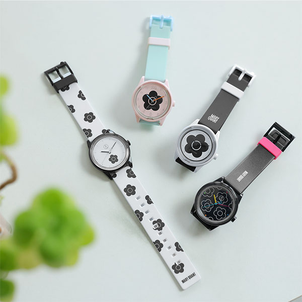 MARY QUANT × Q＆Q ウォッチ（ホワイト）