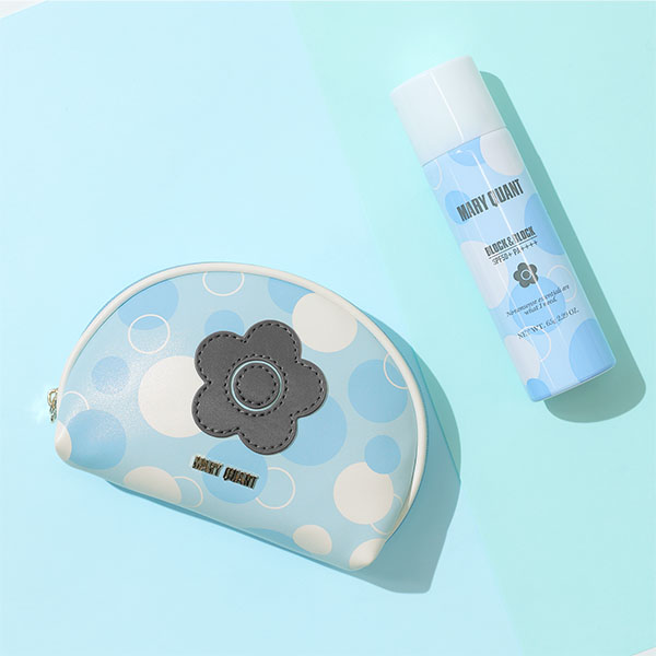 パウダリーシャボン ラウンドポーチ（ライトブルー）