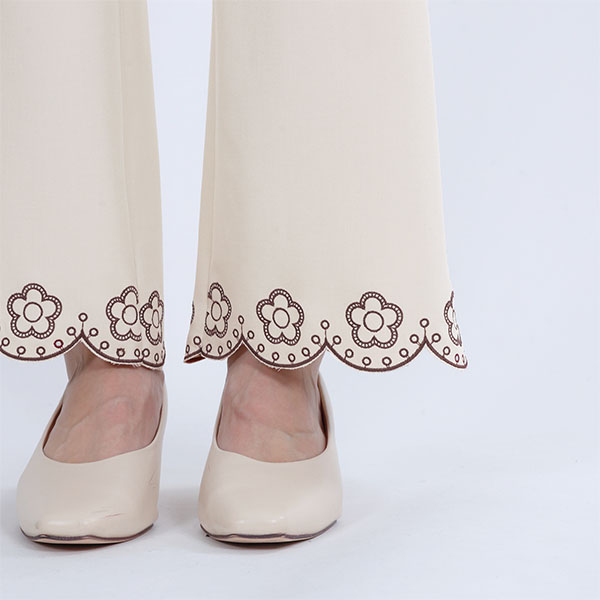 デイジースカラップ パンツ（ベージュ）