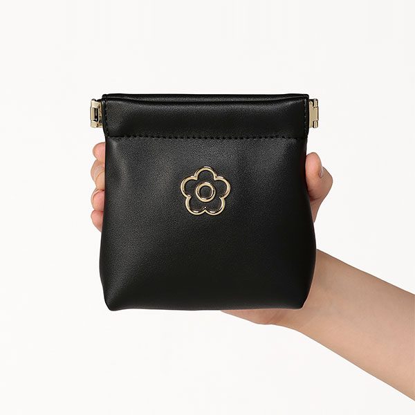 アウトラインメタルデイジー バネクチポーチ（ブラック）