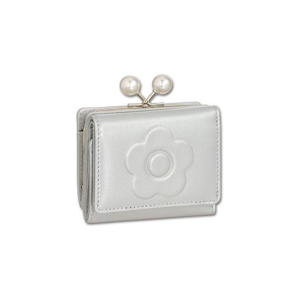 エンボスデイジーパール ガマ口ウォレット（パールブルー）