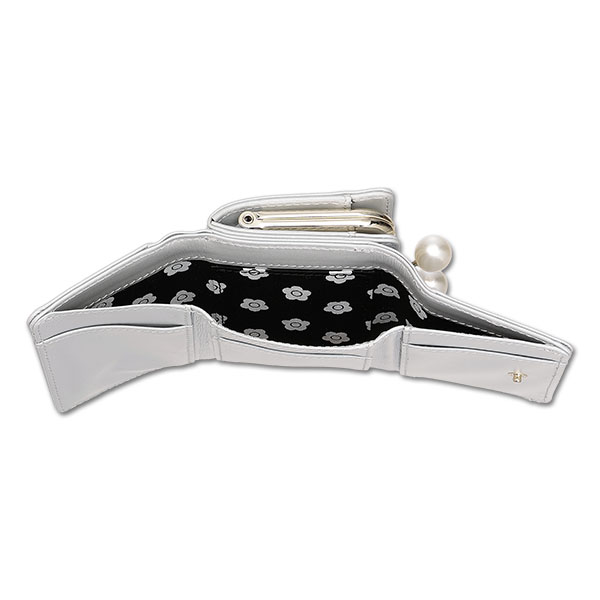 エンボスデイジーパール ガマ口ウォレット（パールブルー）