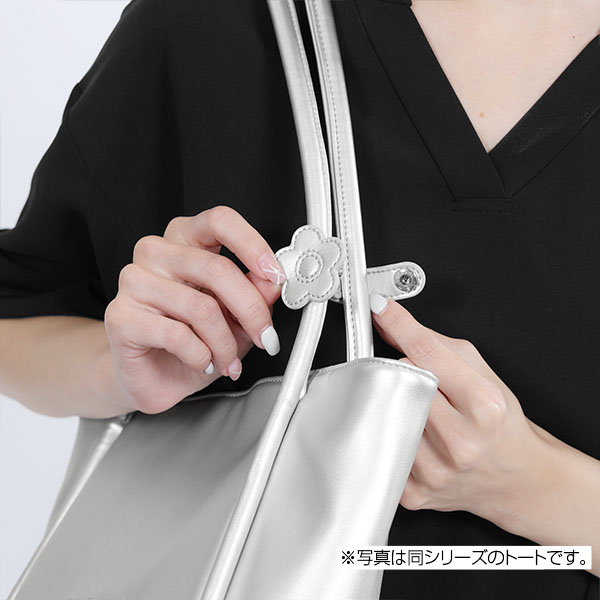 デイジーパッチムーヴ ミニトート（シルバー）