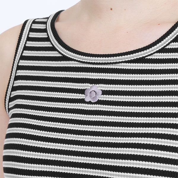 ノースリーブ プルオーバー（ブラック×ホワイト）