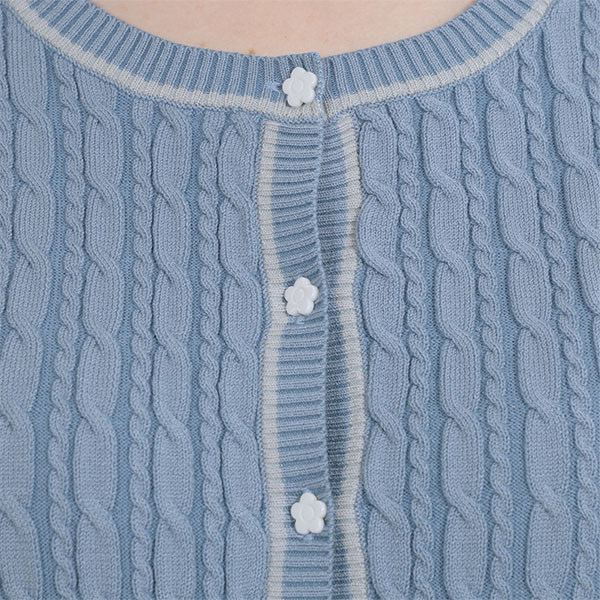 デイジーワンポイントケーブル カーディガン（ブルー）