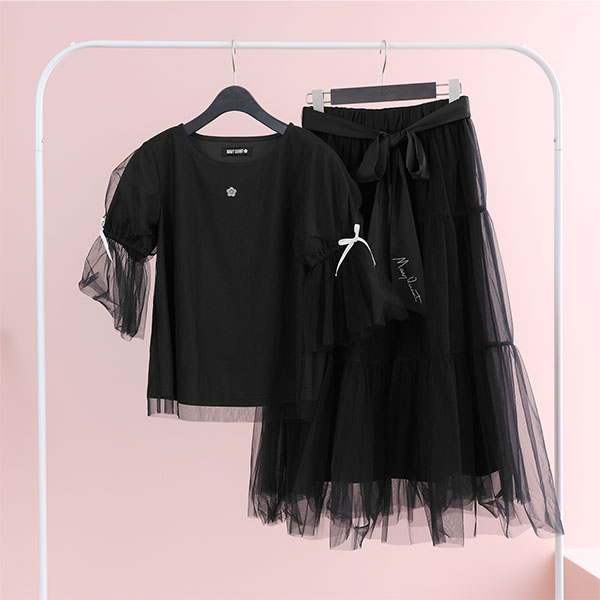 チュールフレア プルオーバー（ブラック）