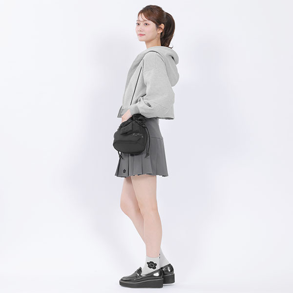 シアーリボンドロスト ショルダー（ブラック）