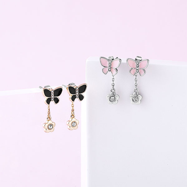 バタフライリボン ピアス（ゴールド）