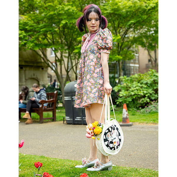 O Pioneers × MARY QUANT トート
