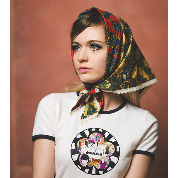 O Pioneers × MARY QUANT スカーフ（グリーン）