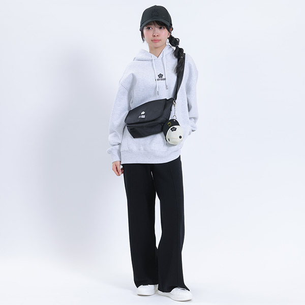 NEW ERA×MARY QUANT フラップ ショルダー（ブラック）