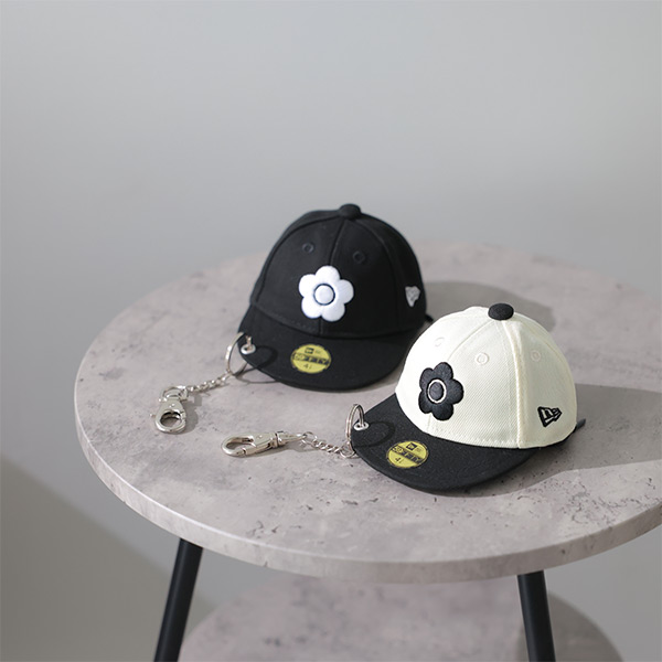 NEW ERA×MARY QUANT BIGデイジー ダイカットポーチ（ブラック）